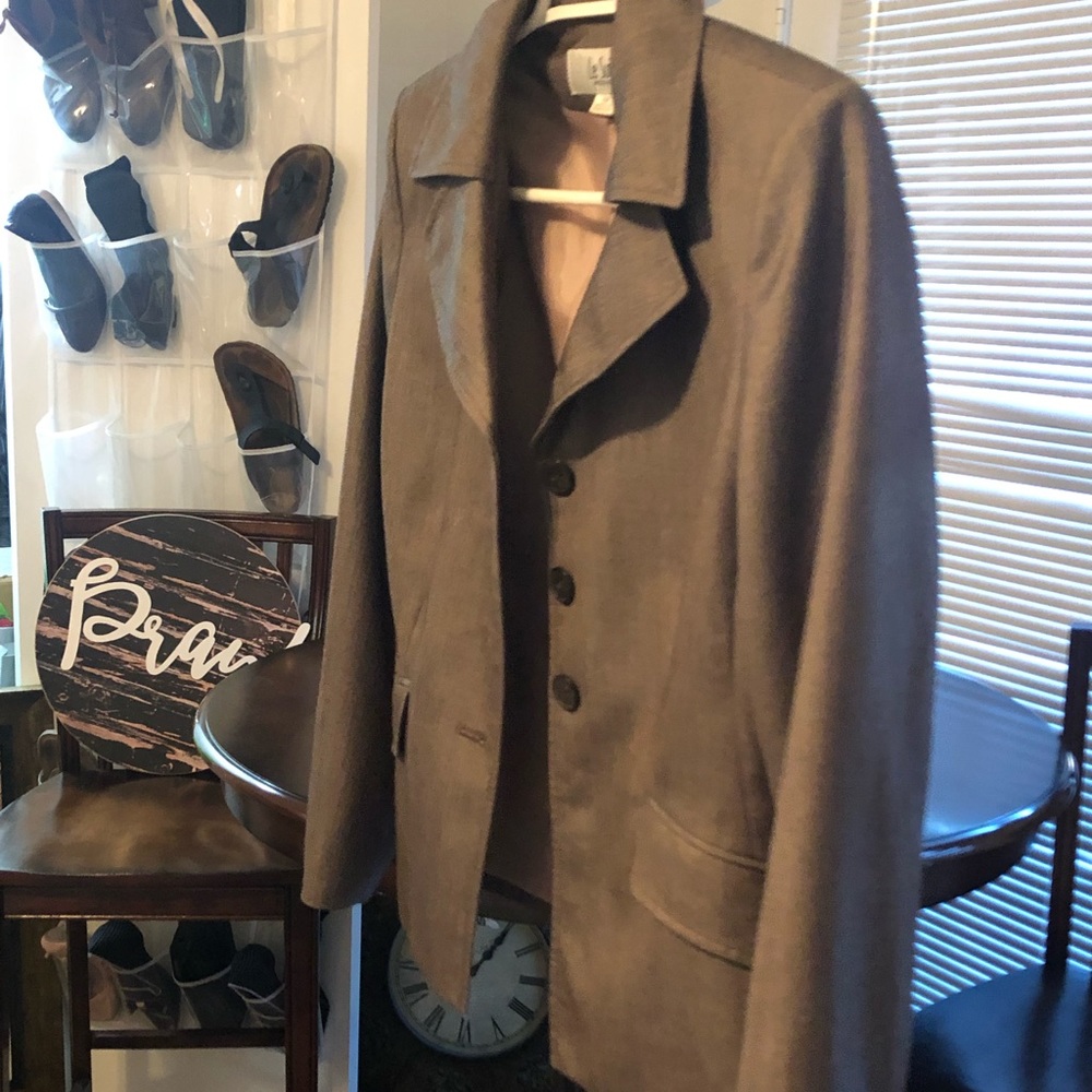 Professional Jacket - Picture 4 of 5